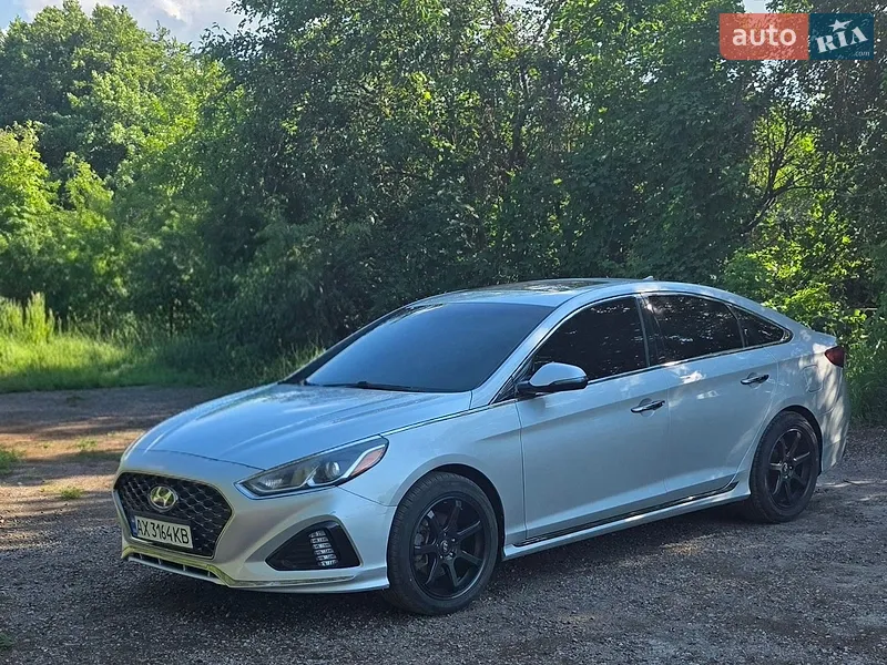 Hyundai Sonata 2018 VIN 5NPE34AF3JH713115 фото оголошення 2 з 76