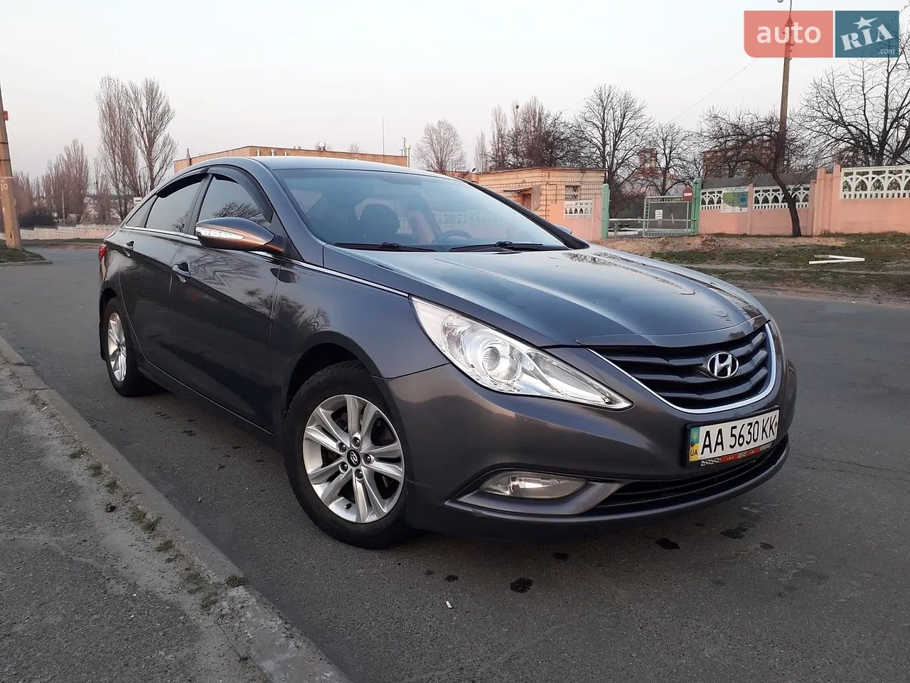 2010 Hyundai Sonata - мініатюра 10