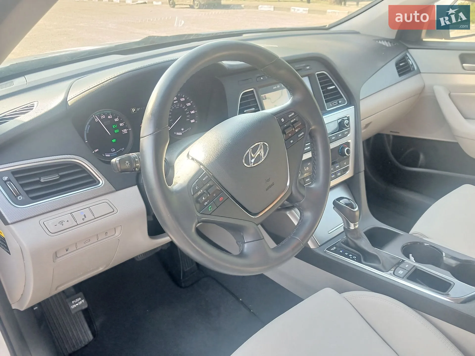 2017 Hyundai Sonata - мініатюра 15