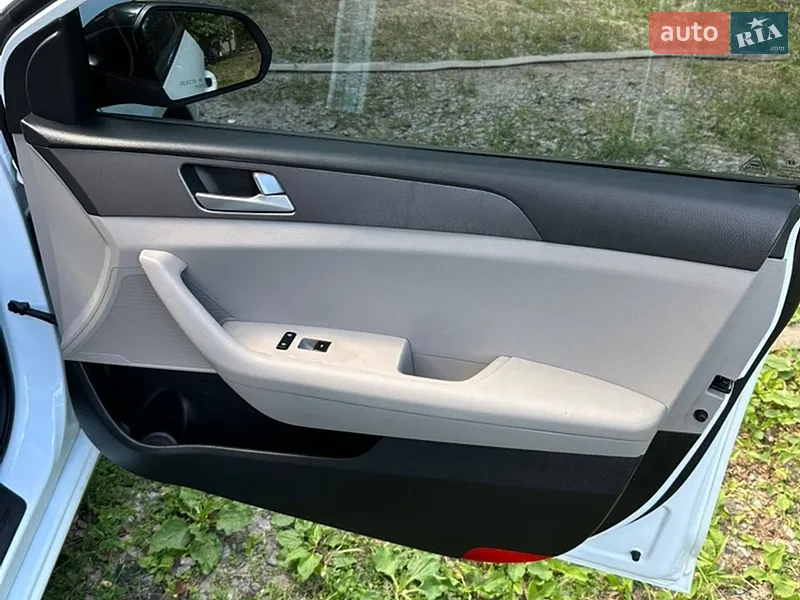 Hyundai Sonata 2015 VIN 5NPE24AF0GH264018 фото оголошення 22 з 86