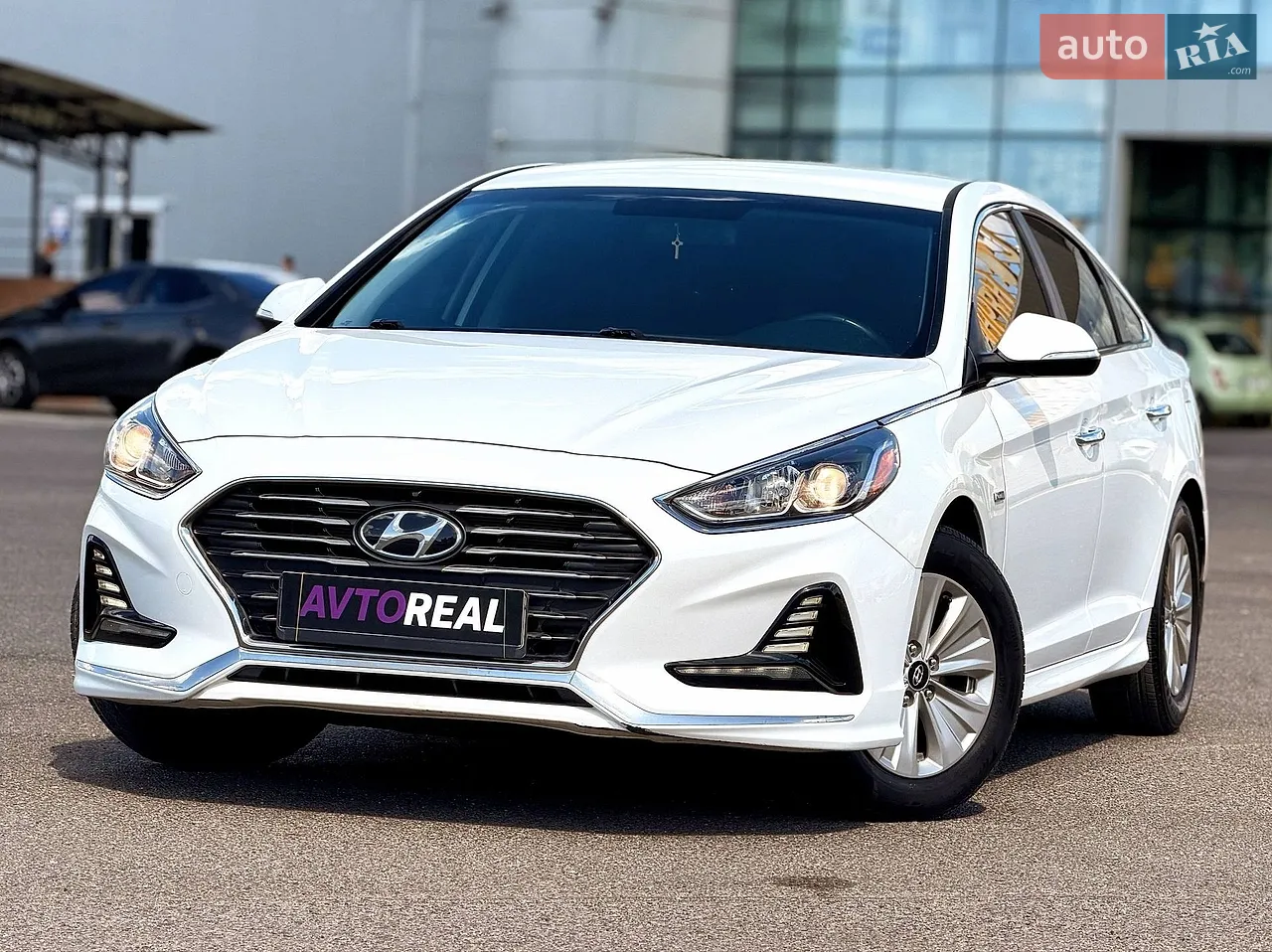 2017 Hyundai Sonata - мініатюра 18