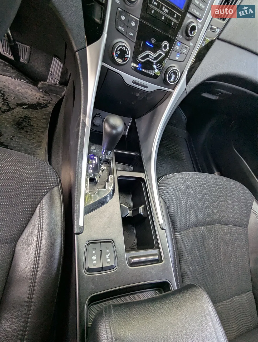 2012 Hyundai Sonata - мініатюра 17