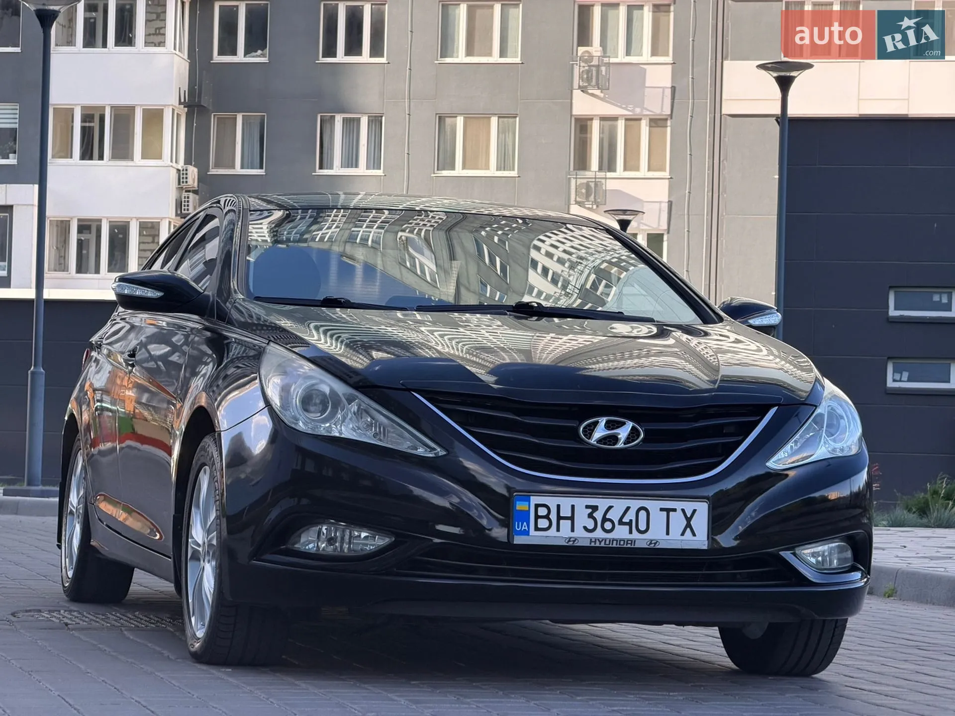 2010 Hyundai Sonata - мініатюра 3