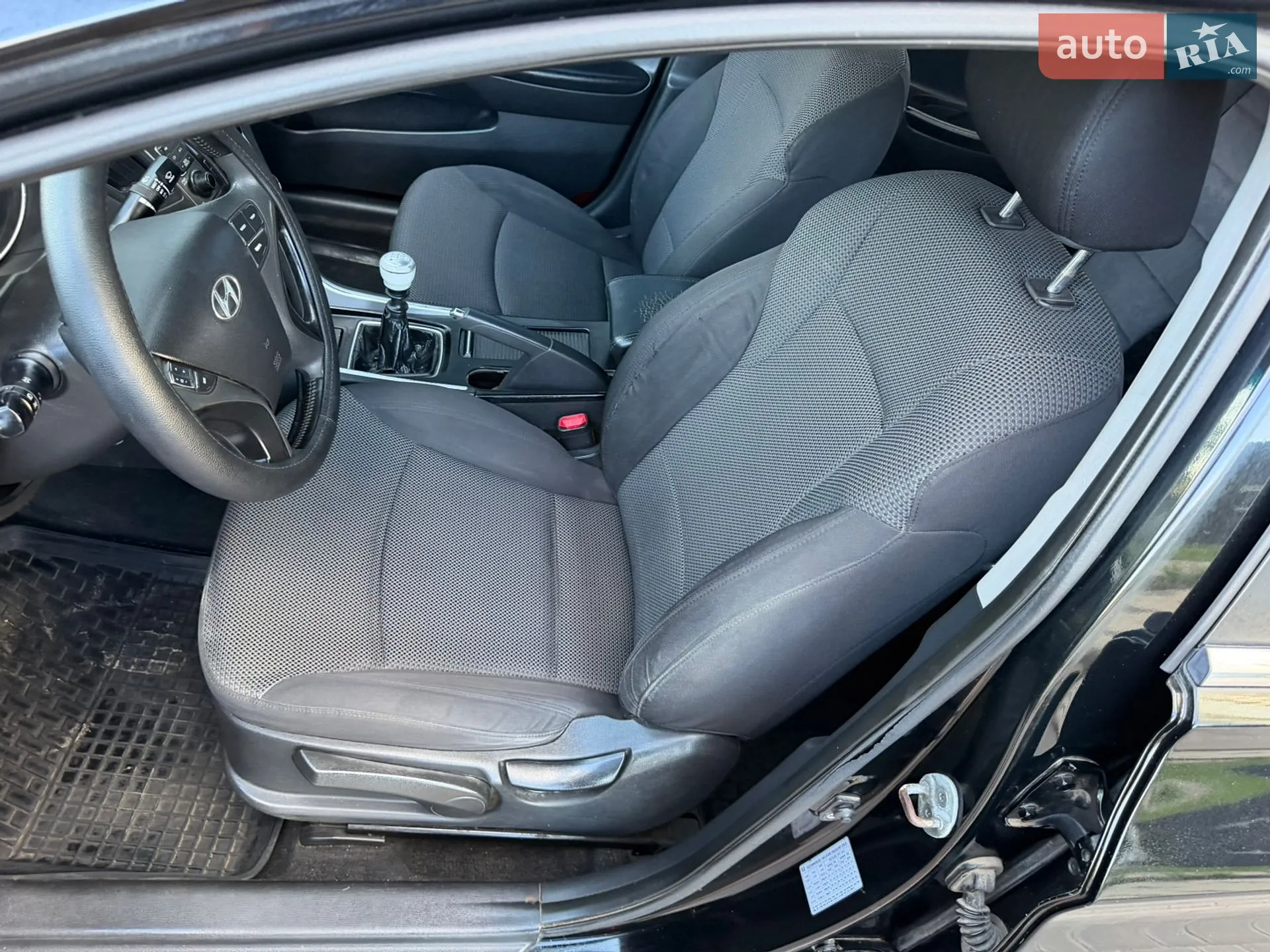 2010 Hyundai Sonata - мініатюра 41