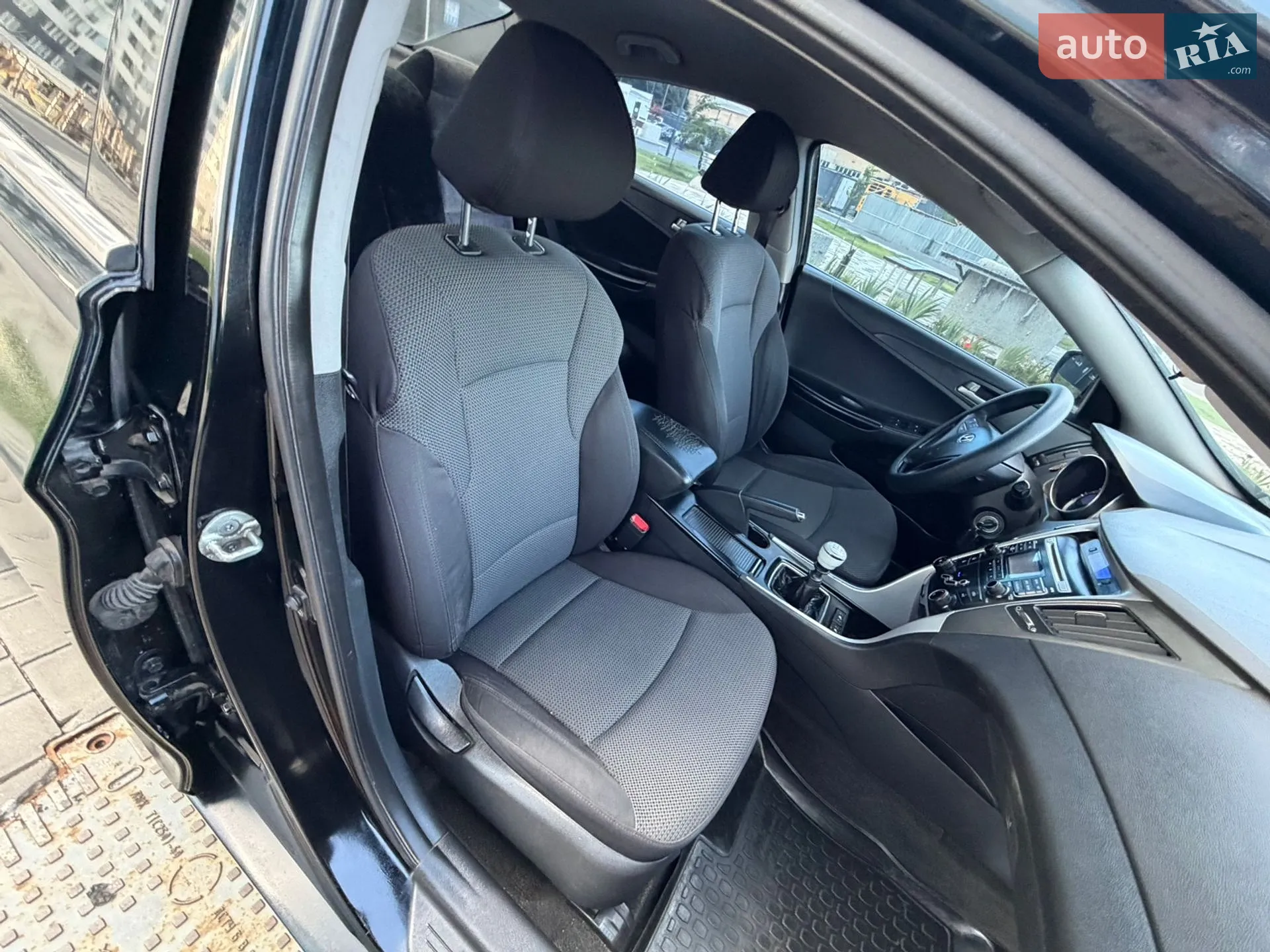 2010 Hyundai Sonata - мініатюра 55
