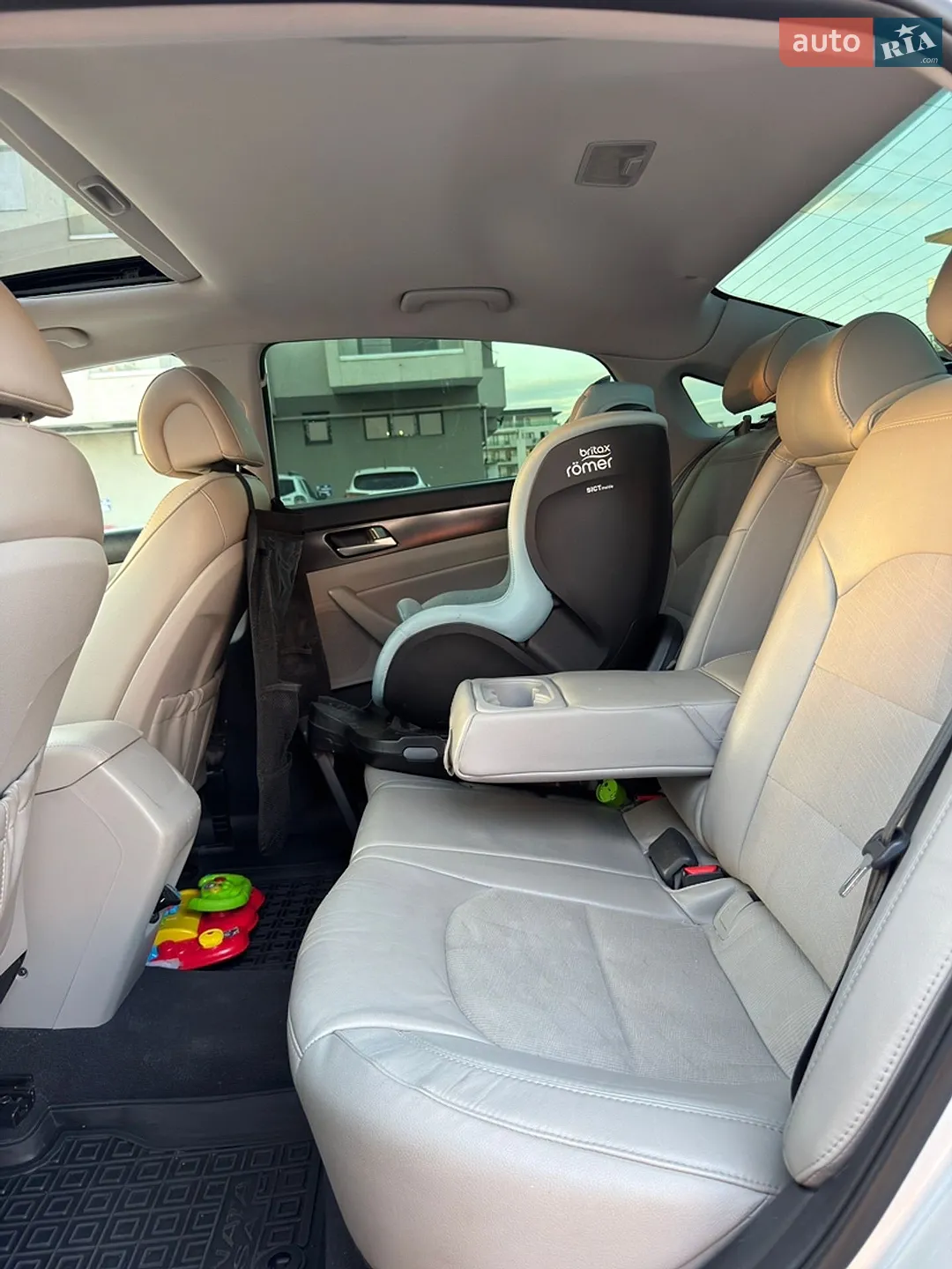 2017 Hyundai Sonata - мініатюра 11