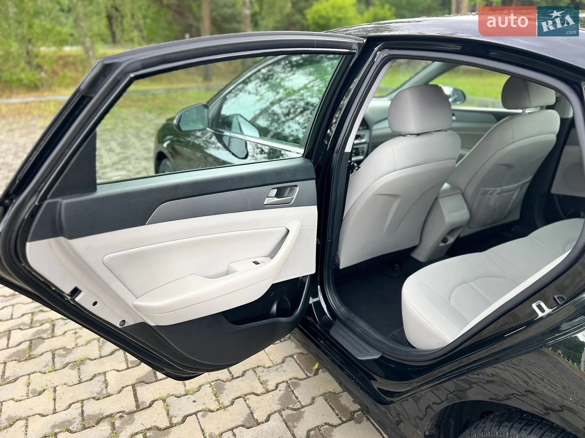 2017 Hyundai Sonata - мініатюра 19