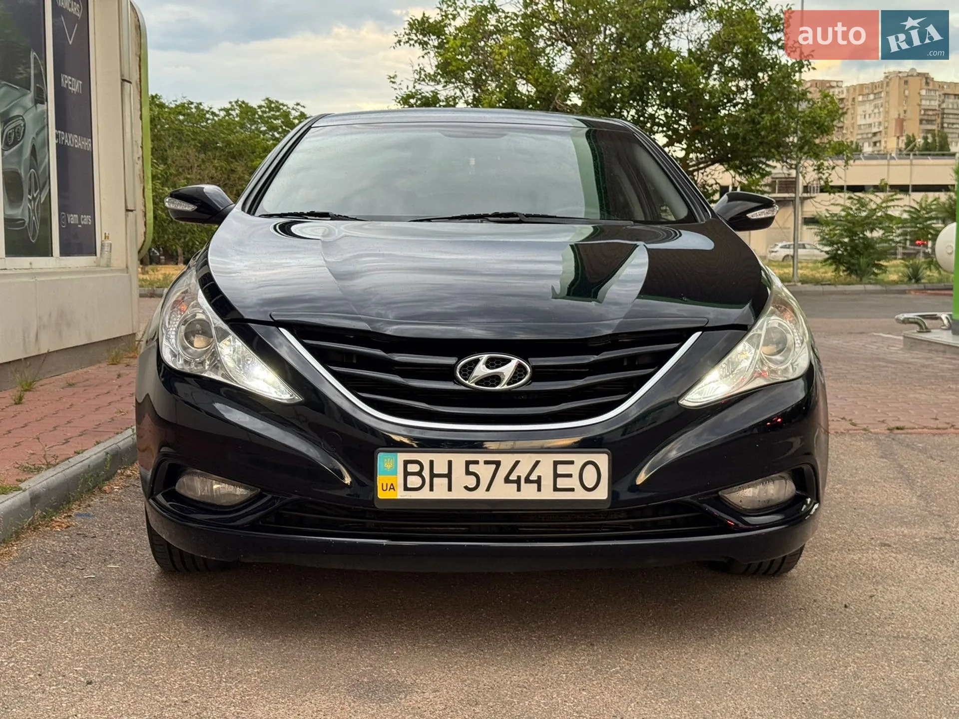 2010 Hyundai Sonata - мініатюра 12