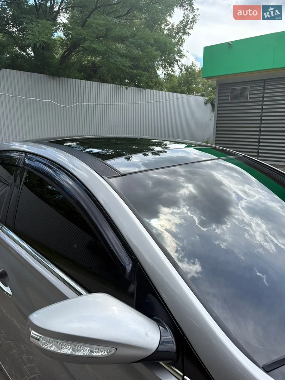 2010 Hyundai Sonata - мініатюра 11