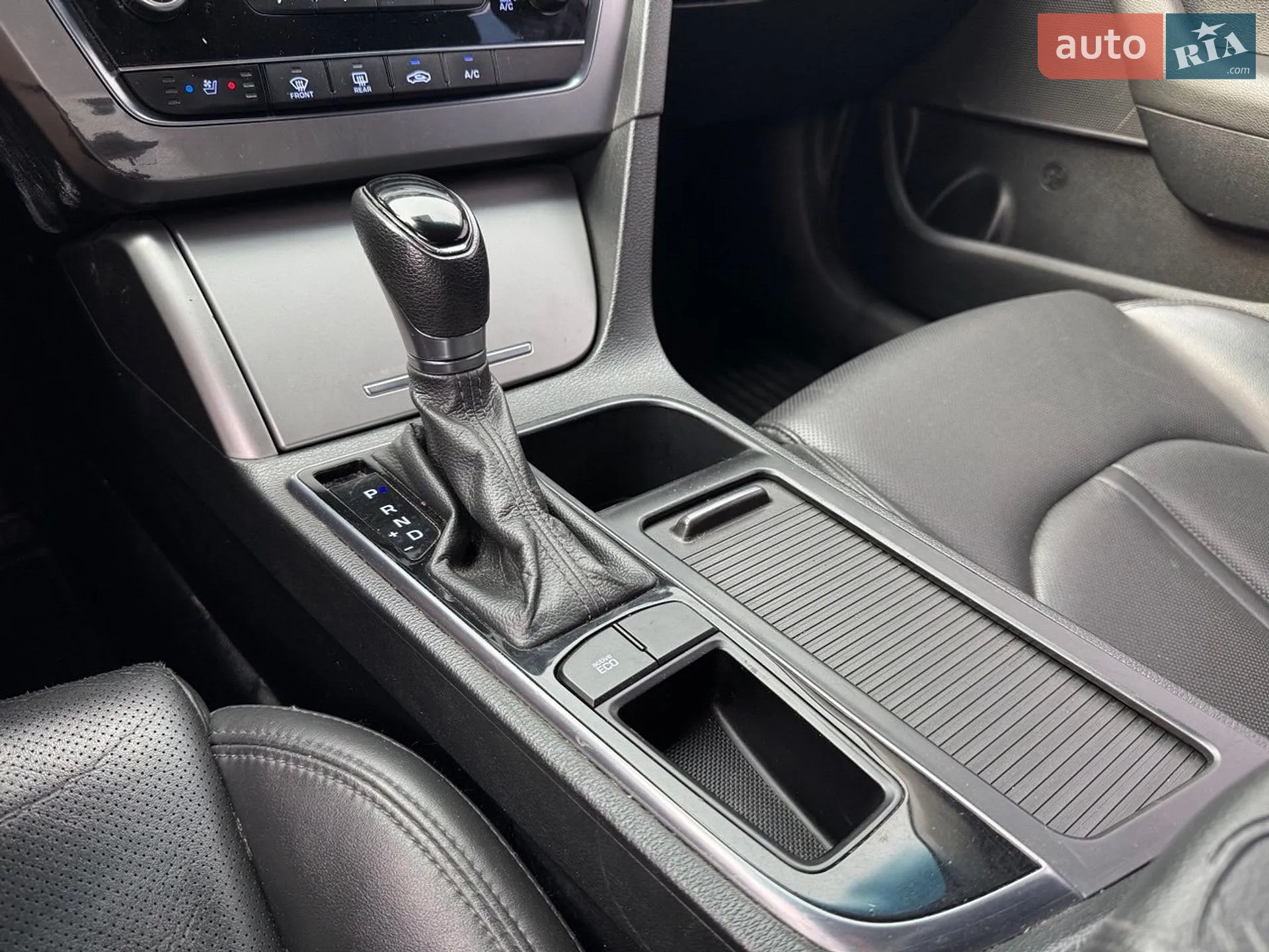 2016 Hyundai Sonata - мініатюра 16