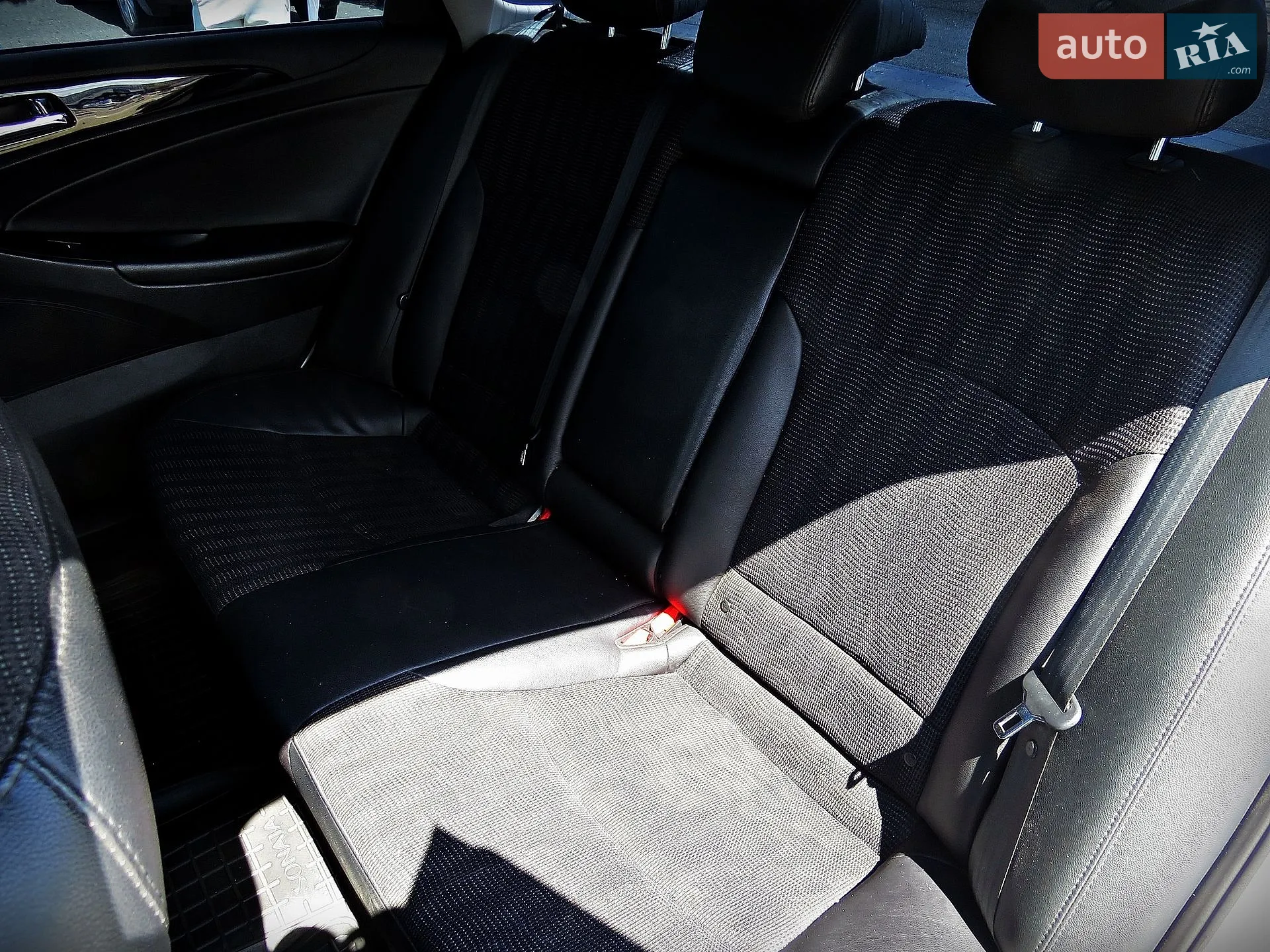 2014 Hyundai Sonata - мініатюра 15