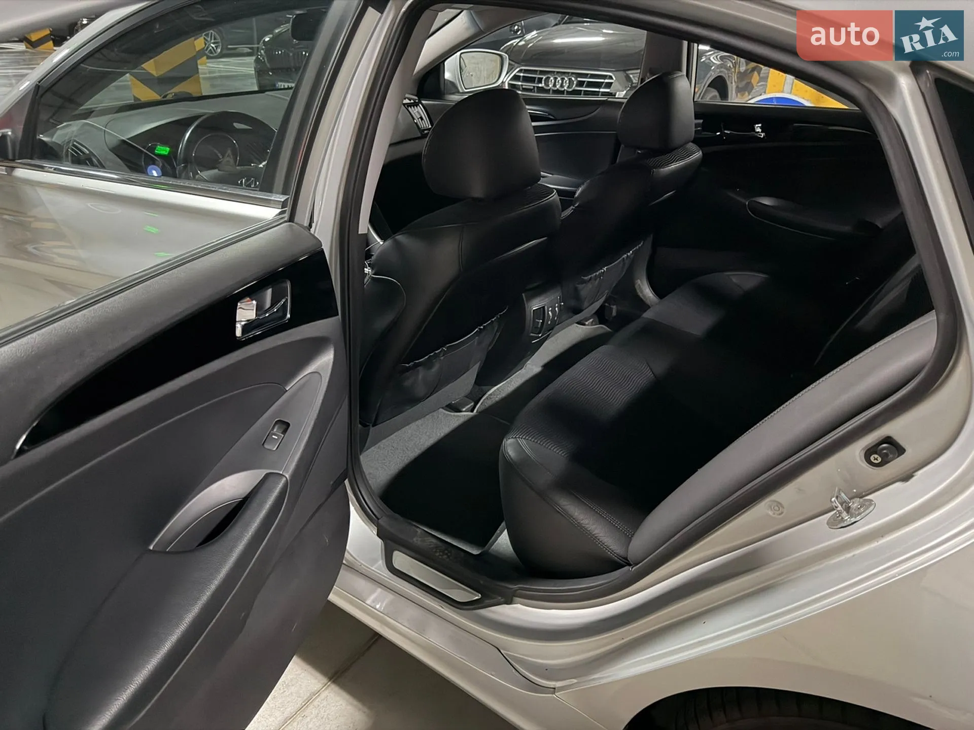 2011 Hyundai Sonata - мініатюра 20