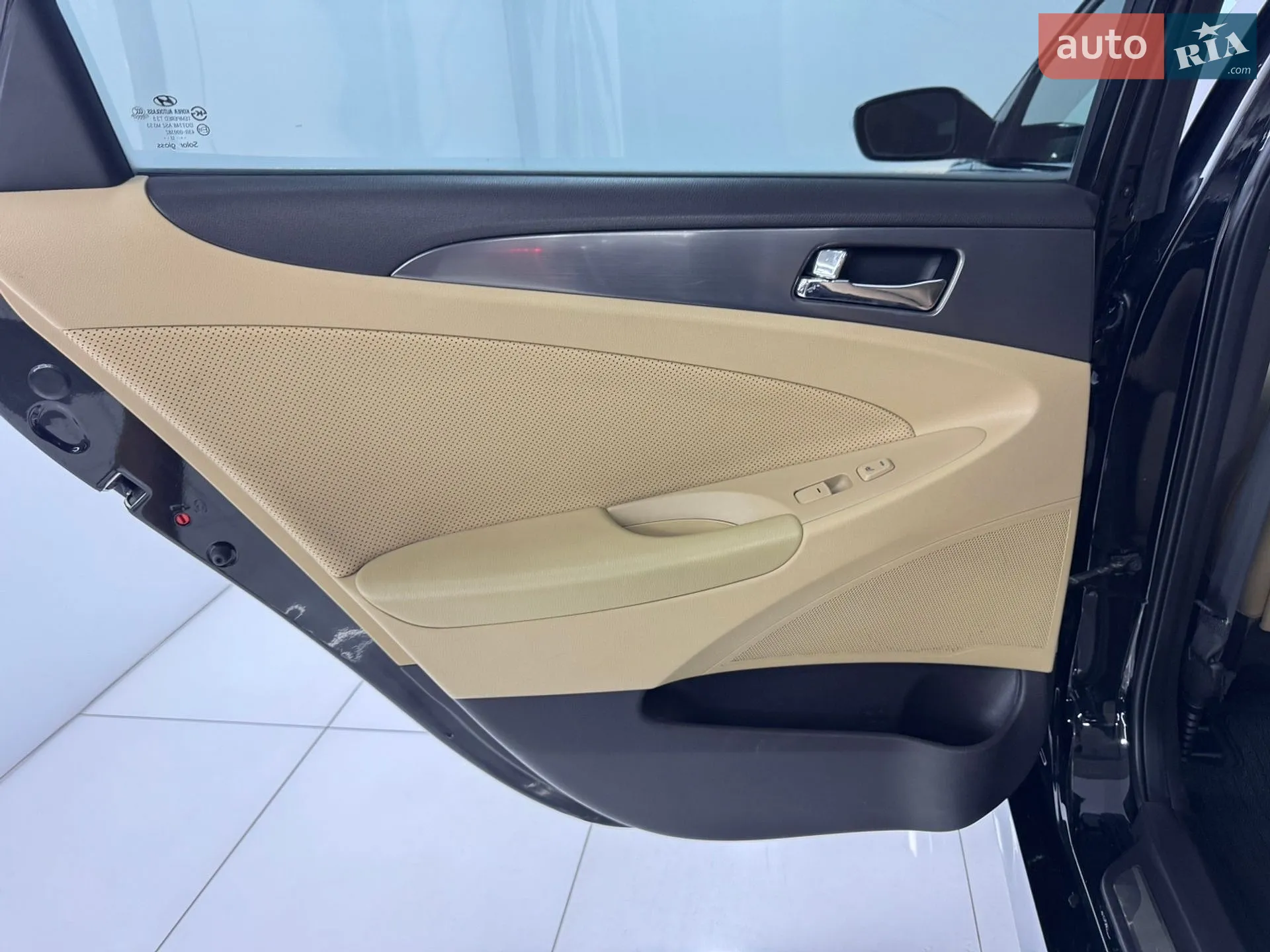 2013 Hyundai Sonata - мініатюра 23
