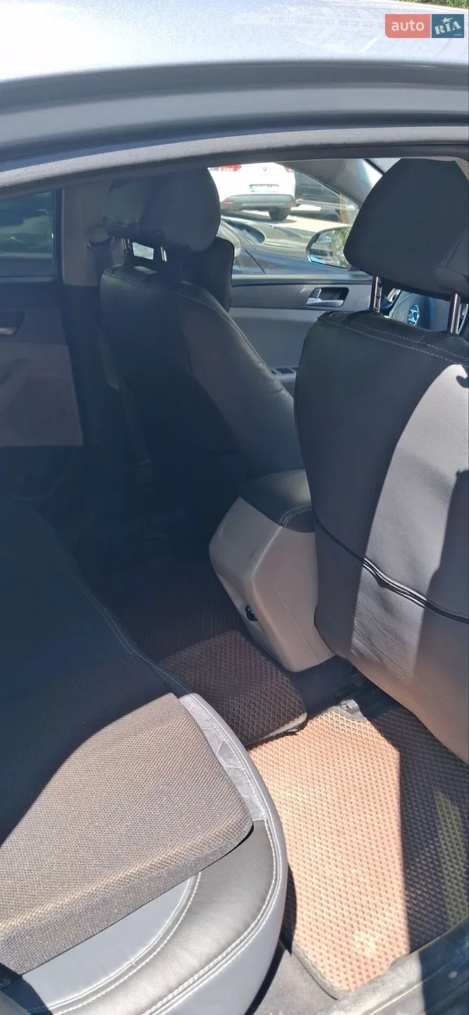 2016 Hyundai Sonata - мініатюра 15