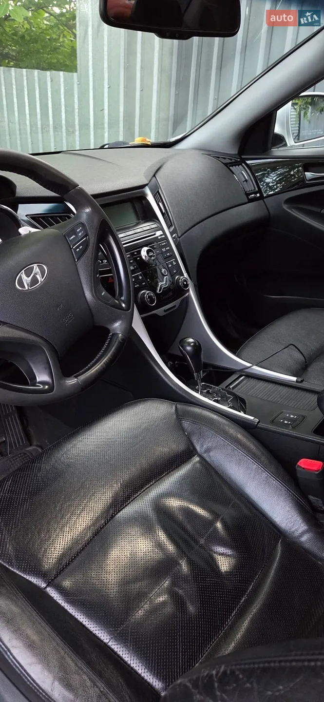 2011 Hyundai Sonata - мініатюра 9