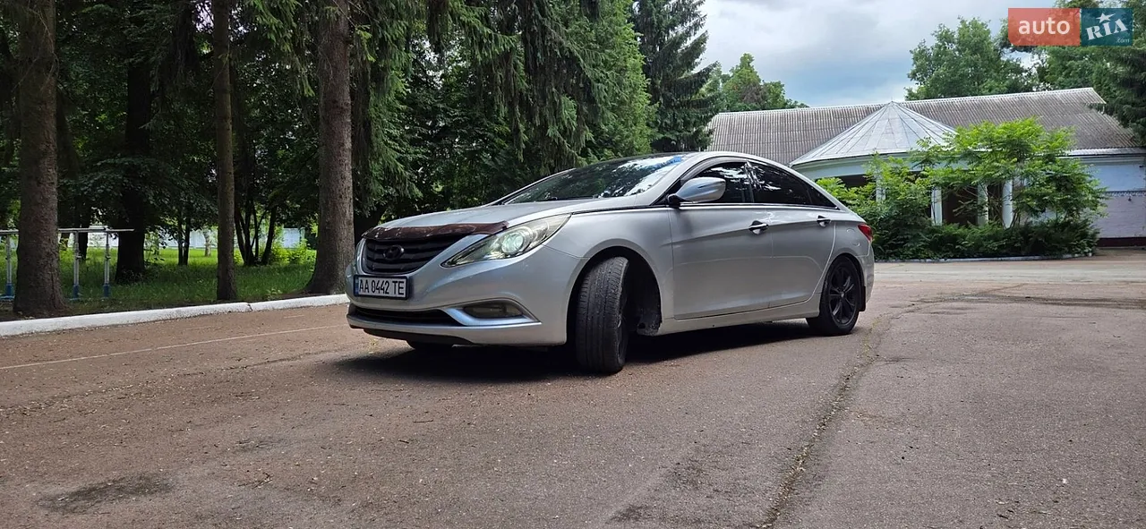 2010 Hyundai Sonata - мініатюра 20