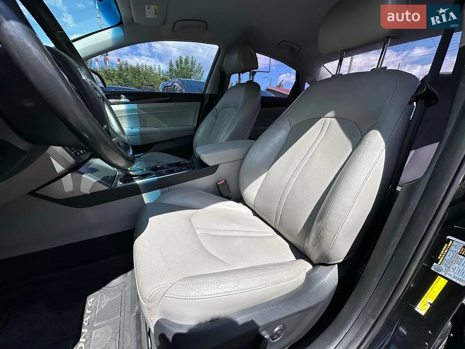 2015 Hyundai Sonata - мініатюра 32