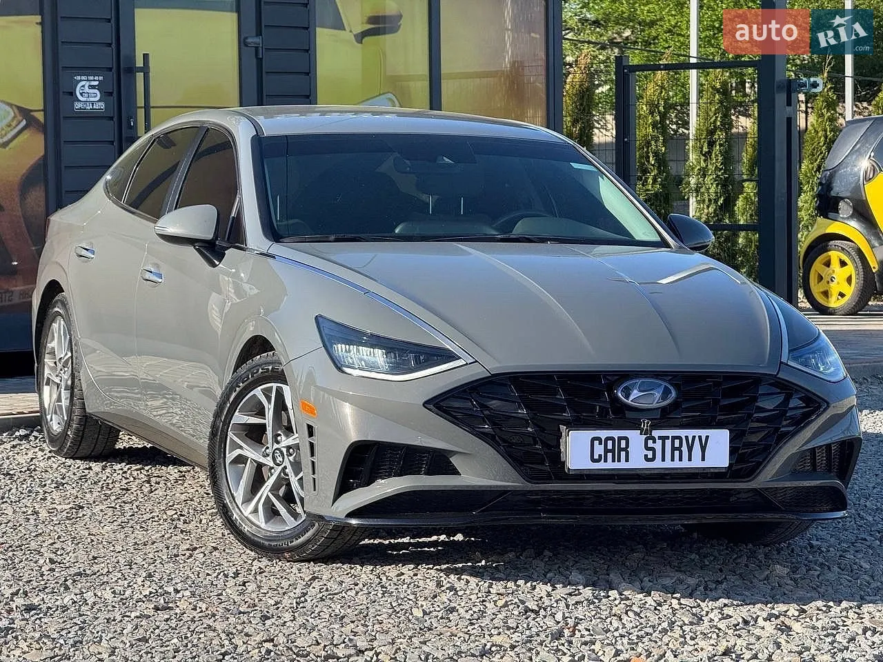 2020 Hyundai Sonata - мініатюра 12