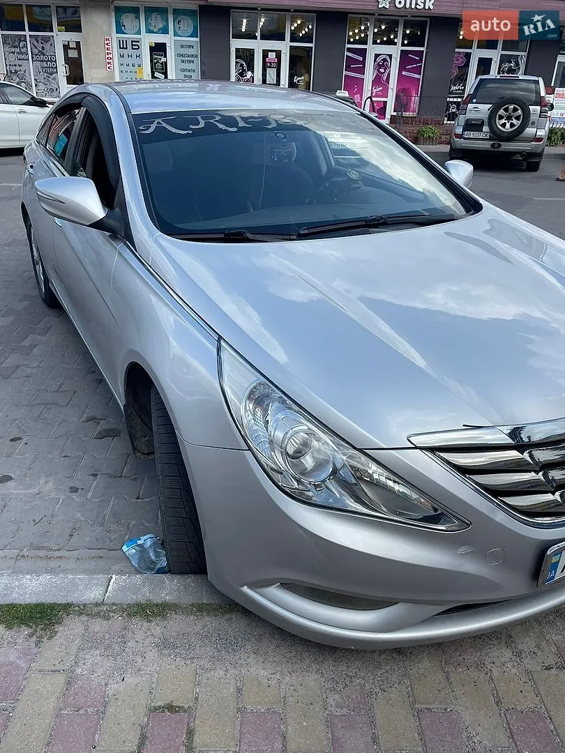 2011 Hyundai Sonata - мініатюра 7