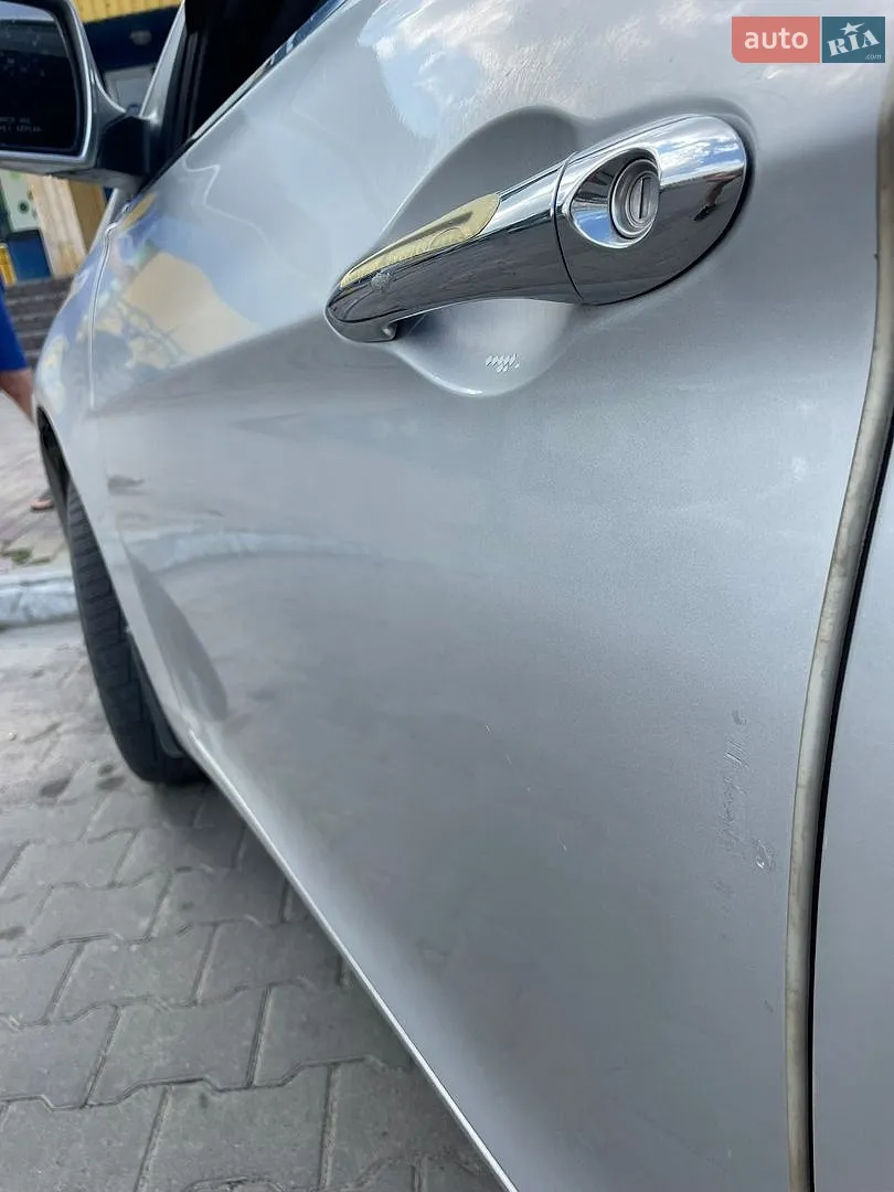 2011 Hyundai Sonata - мініатюра 10