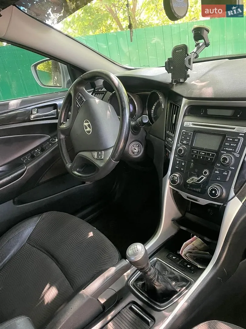 2011 Hyundai Sonata - мініатюра 14