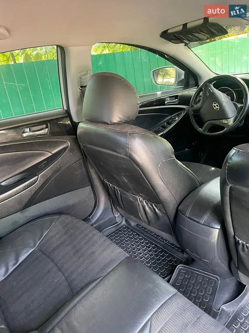2011 Hyundai Sonata - мініатюра 17
