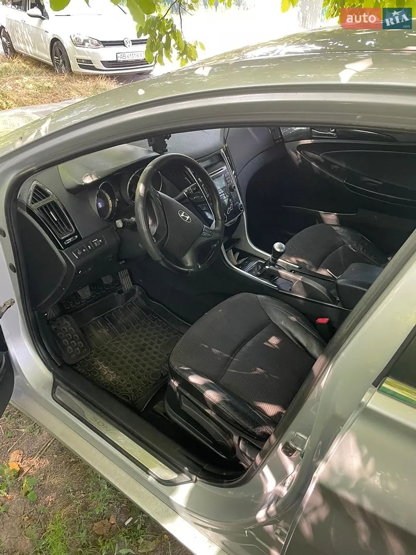 2011 Hyundai Sonata - мініатюра 19