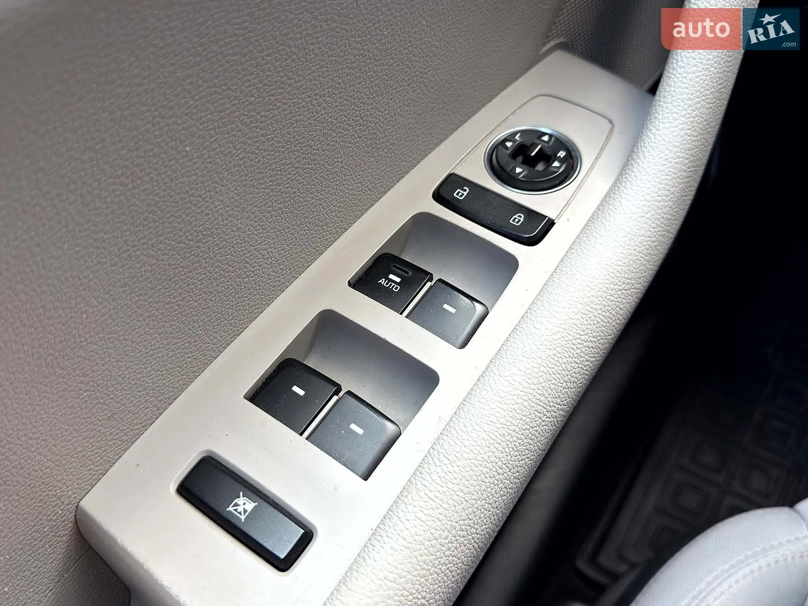 2016 Hyundai Sonata - мініатюра 15