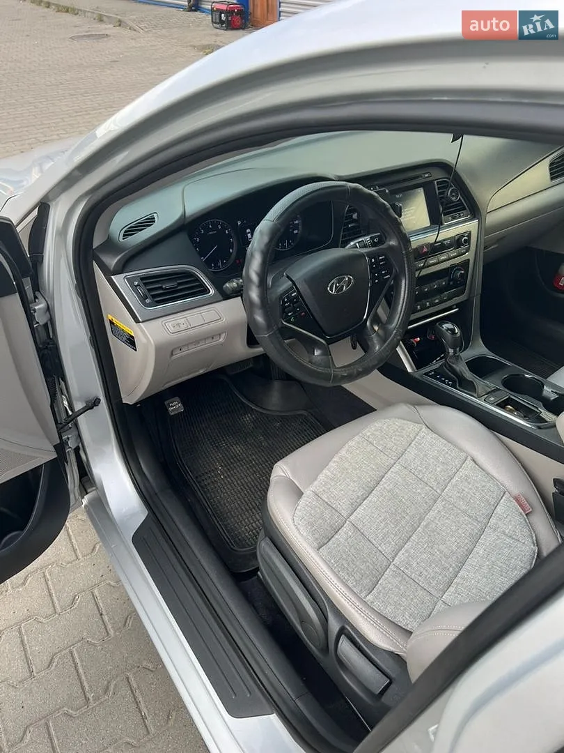 2015 Hyundai Sonata - мініатюра 11