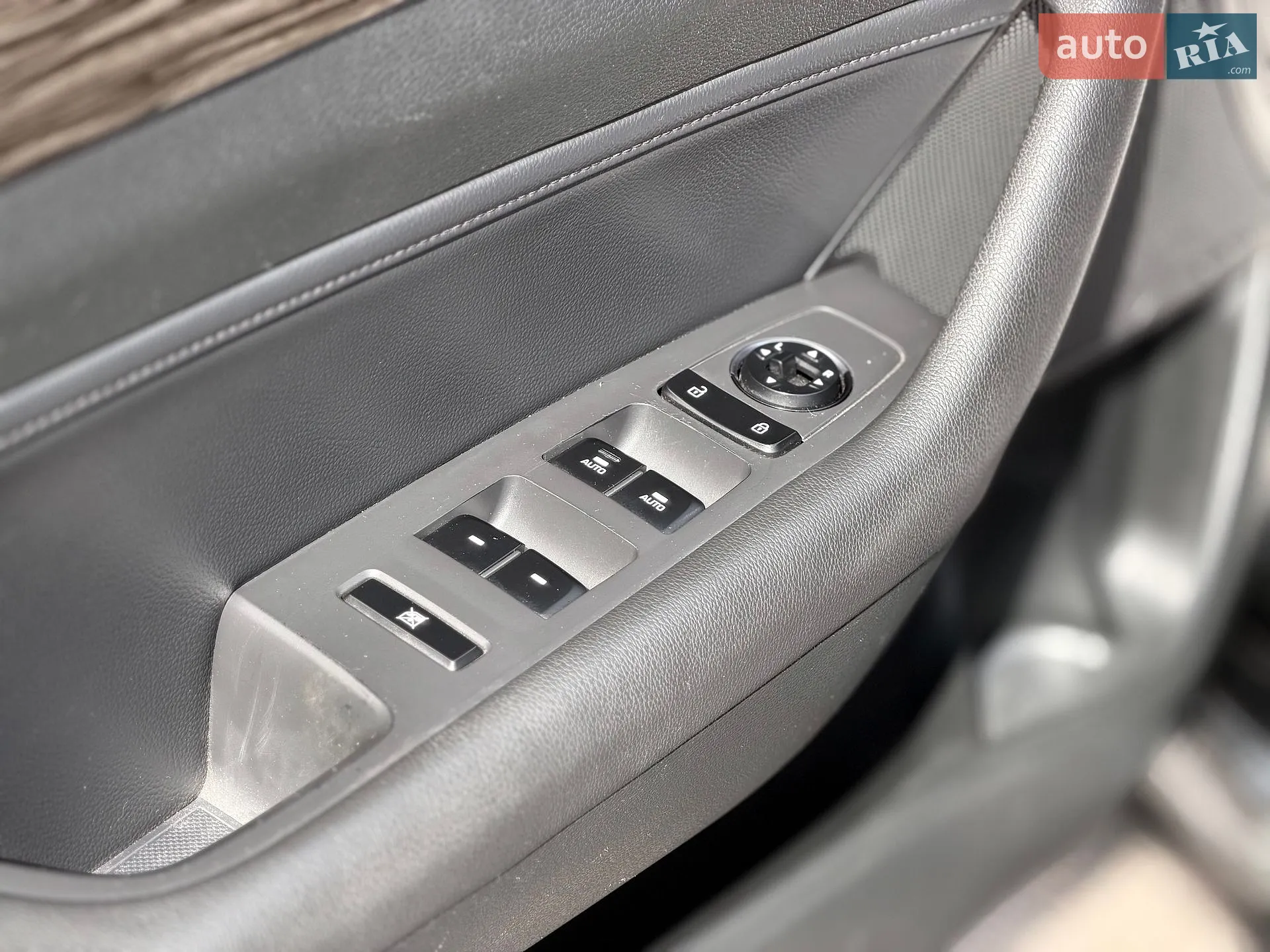 2014 Hyundai Sonata - мініатюра 21