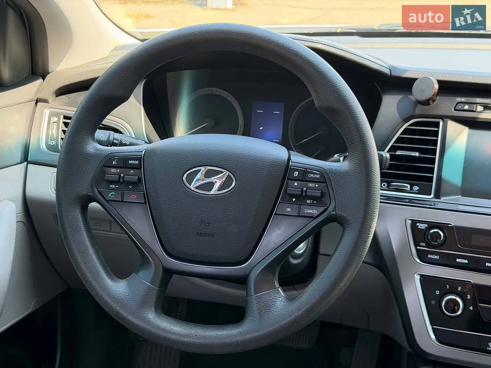 2015 Hyundai Sonata - мініатюра 12