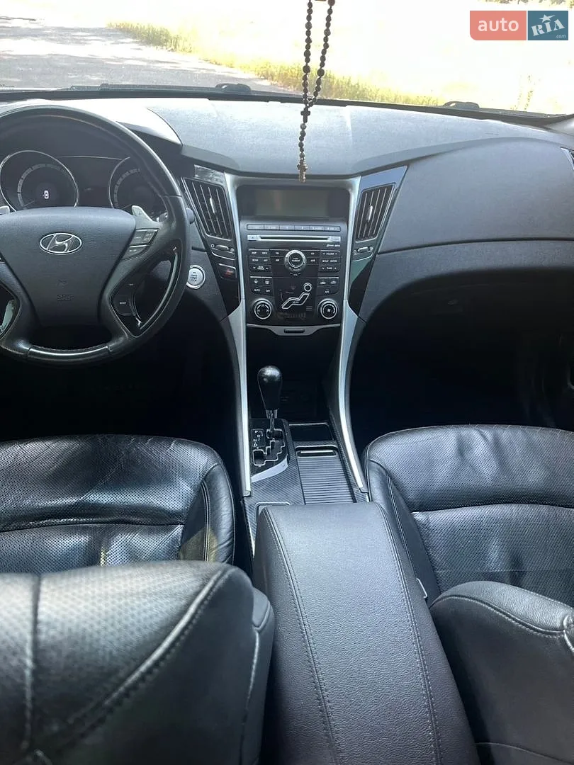 2010 Hyundai Sonata - мініатюра 5