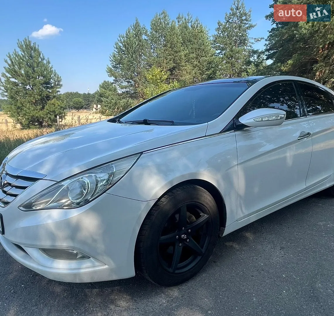 2010 Hyundai Sonata - мініатюра 7