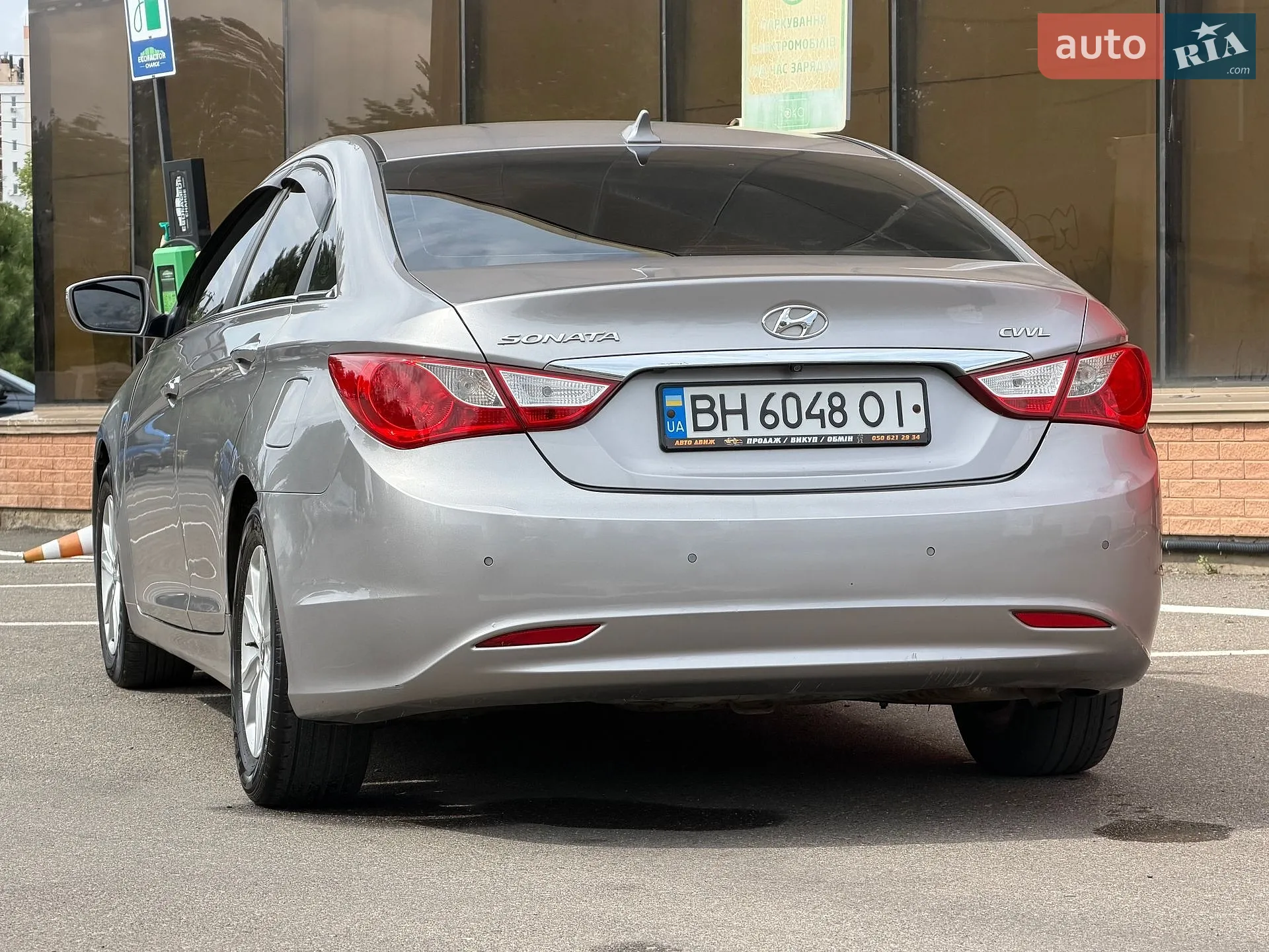 2012 Hyundai Sonata - мініатюра 23