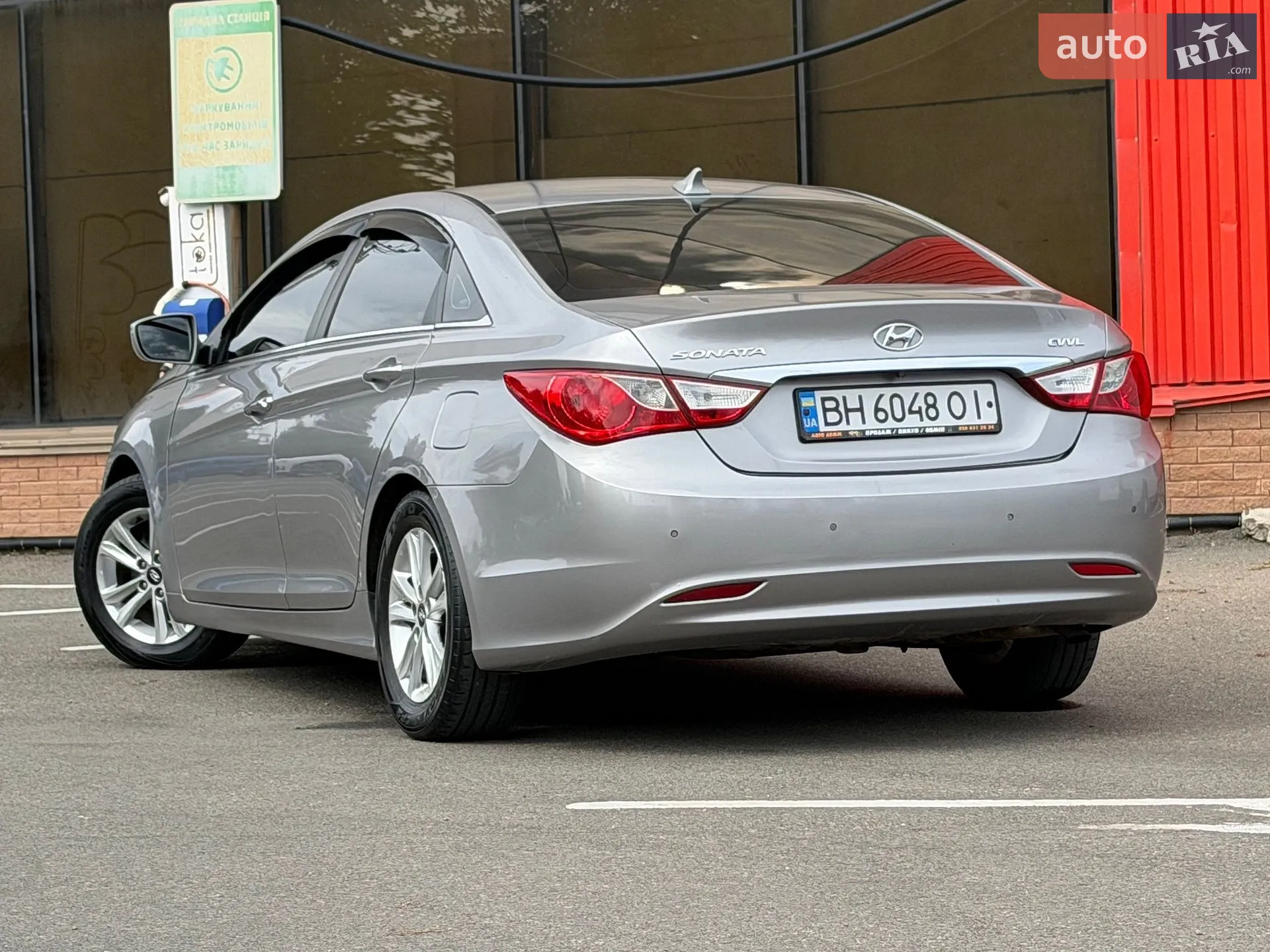 2012 Hyundai Sonata - мініатюра 28