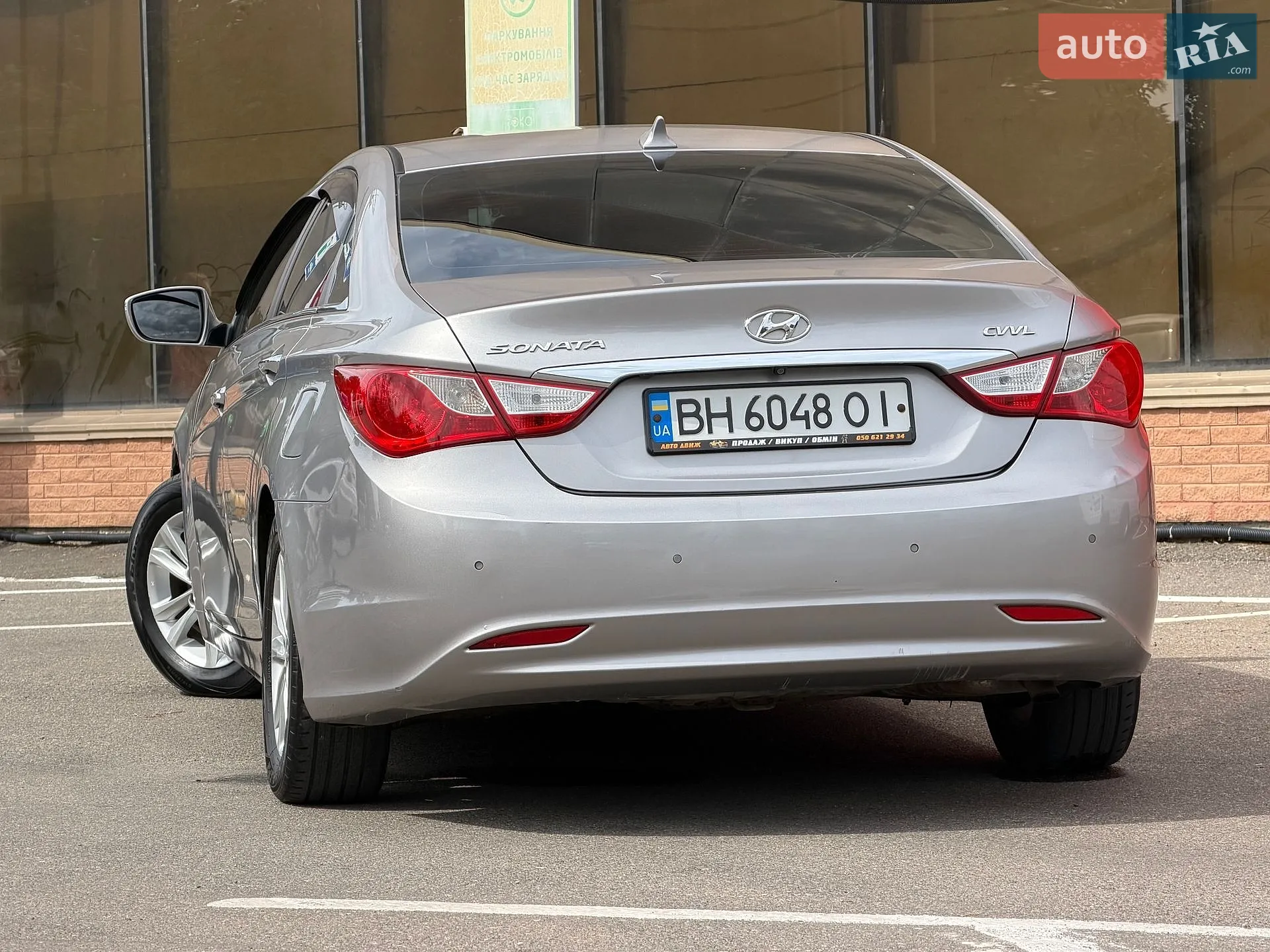 2012 Hyundai Sonata - мініатюра 27