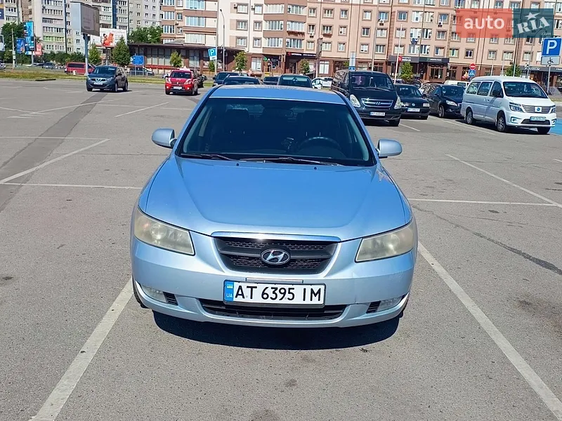 Hyundai Sonata