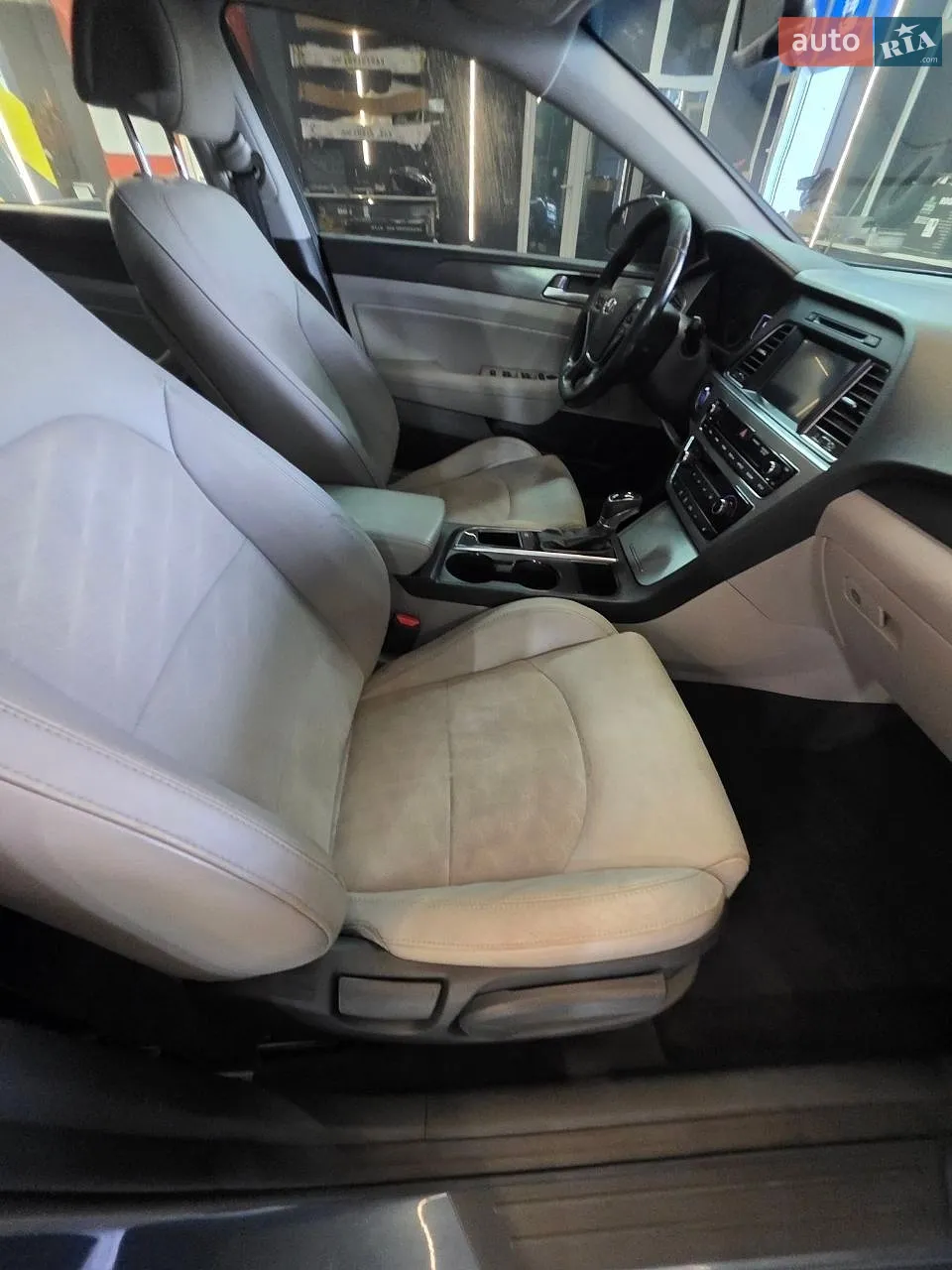 2016 Hyundai Sonata - мініатюра 12