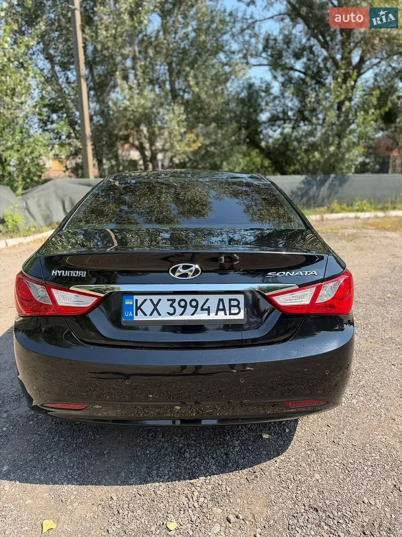 2010 Hyundai Sonata - мініатюра 7