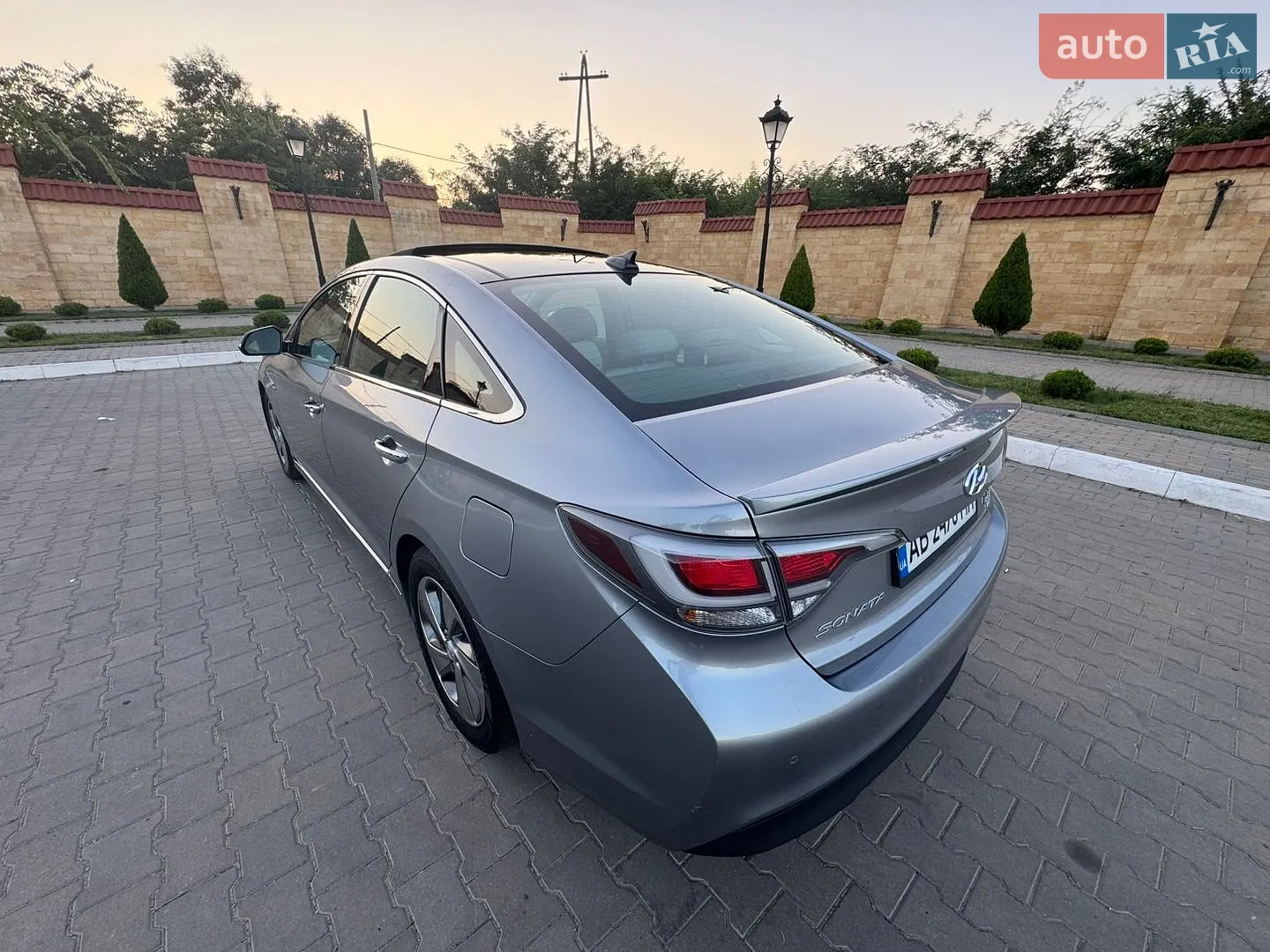 2015 Hyundai Sonata - мініатюра 32