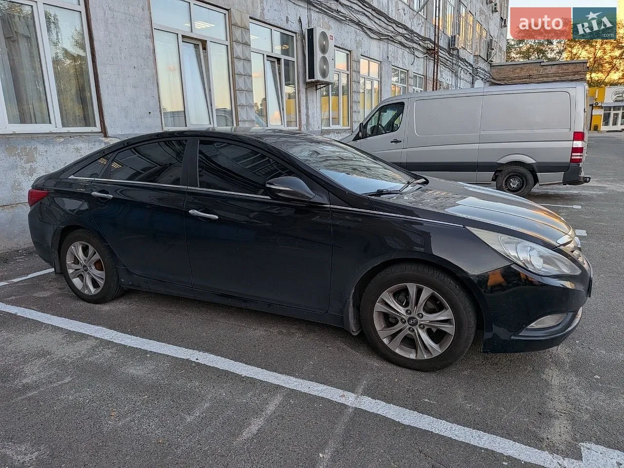 2011 Hyundai Sonata - мініатюра 13