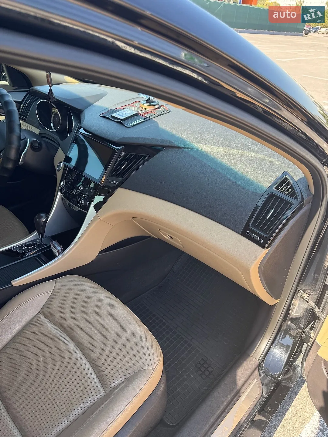 2011 Hyundai Sonata - мініатюра 11