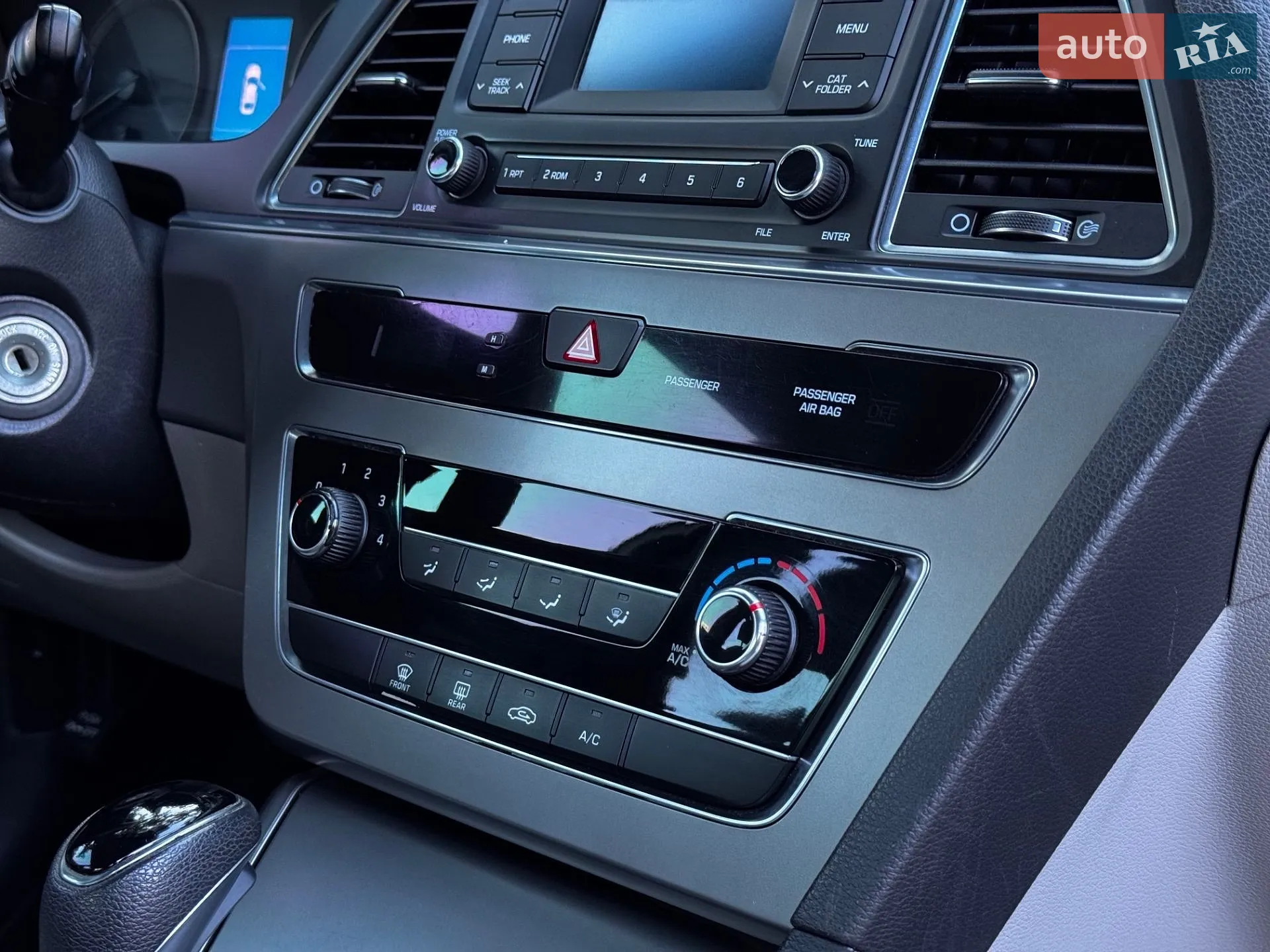 2016 Hyundai Sonata - мініатюра 42