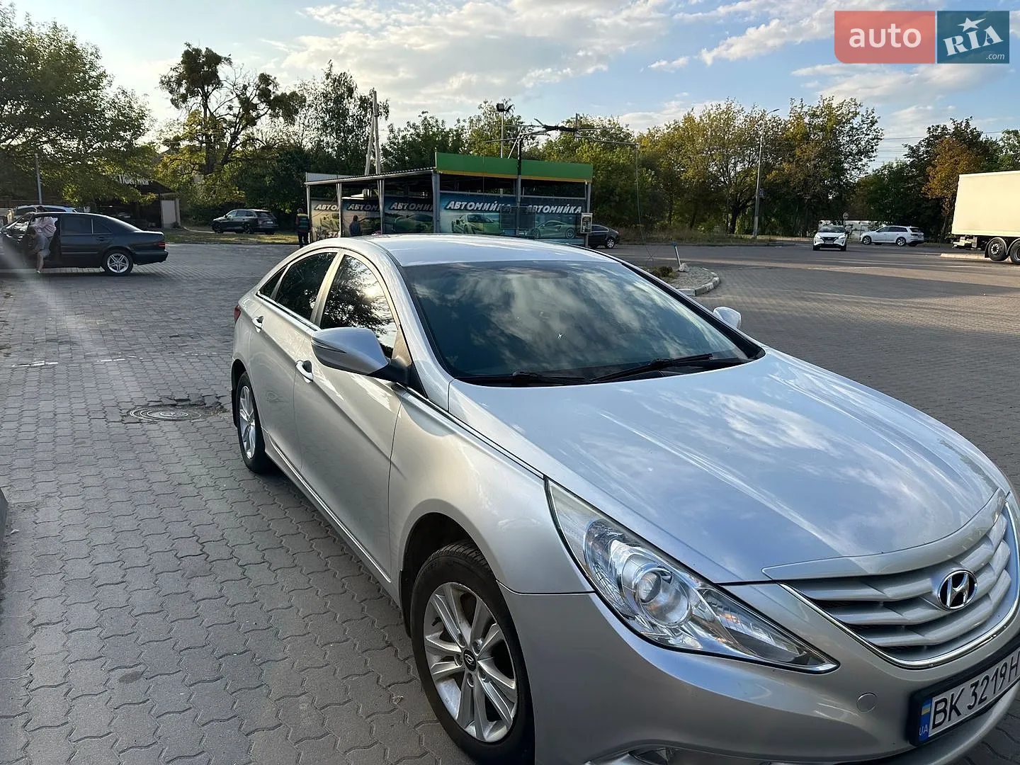 2011 Hyundai Sonata - мініатюра 18