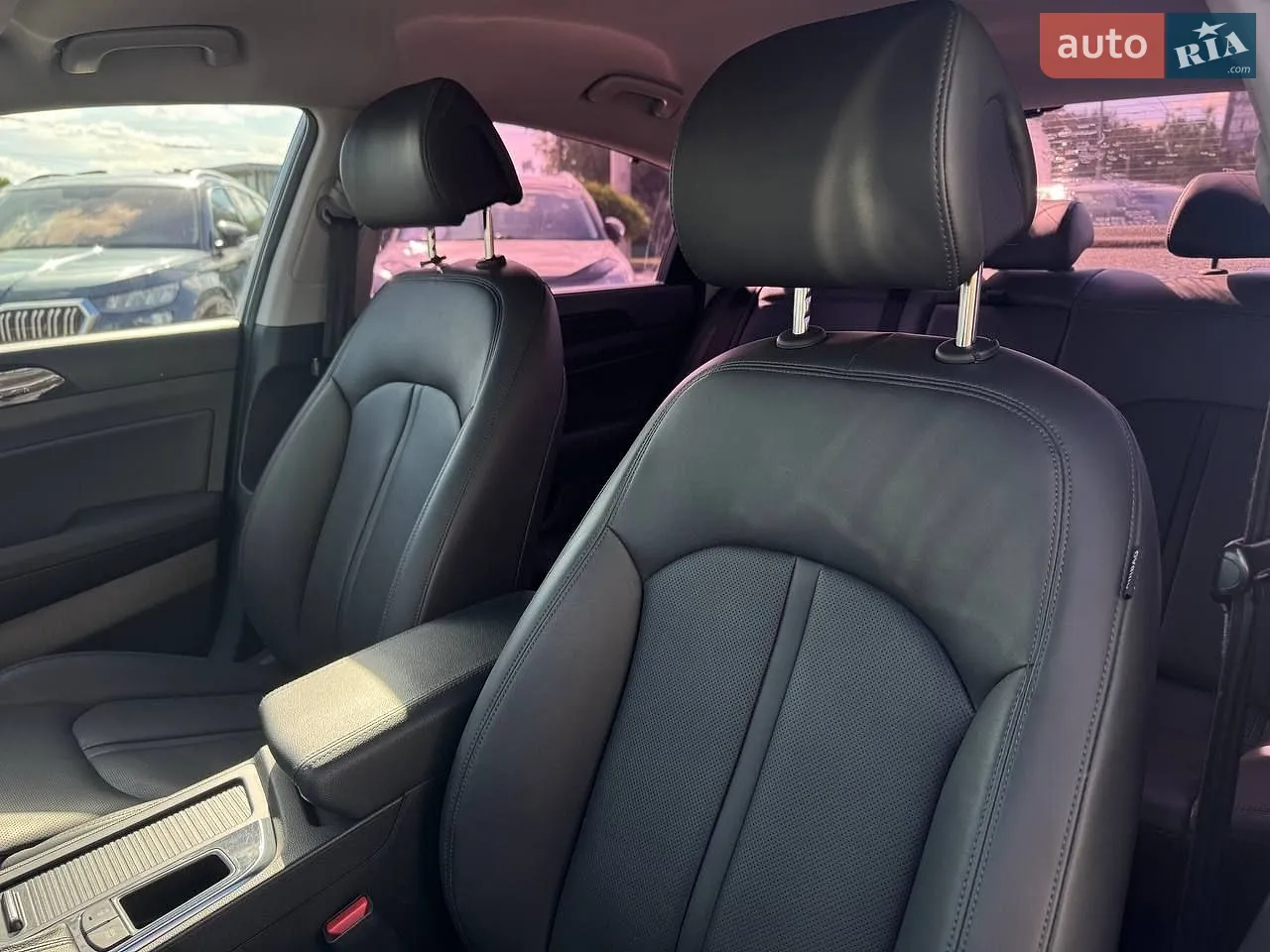 2016 Hyundai Sonata - мініатюра 31