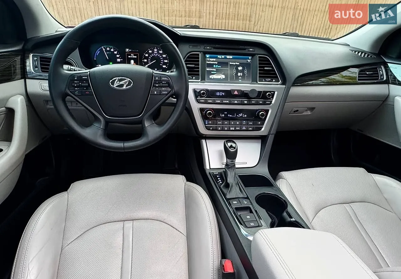 2015 Hyundai Sonata - мініатюра 31