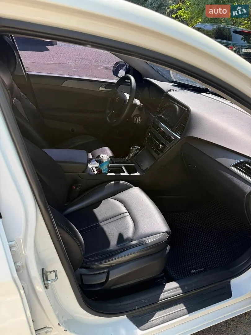 2017 Hyundai Sonata - мініатюра 17
