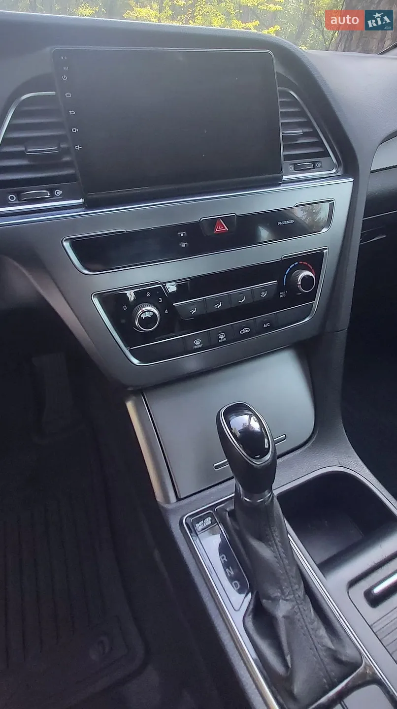 2016 Hyundai Sonata - мініатюра 8