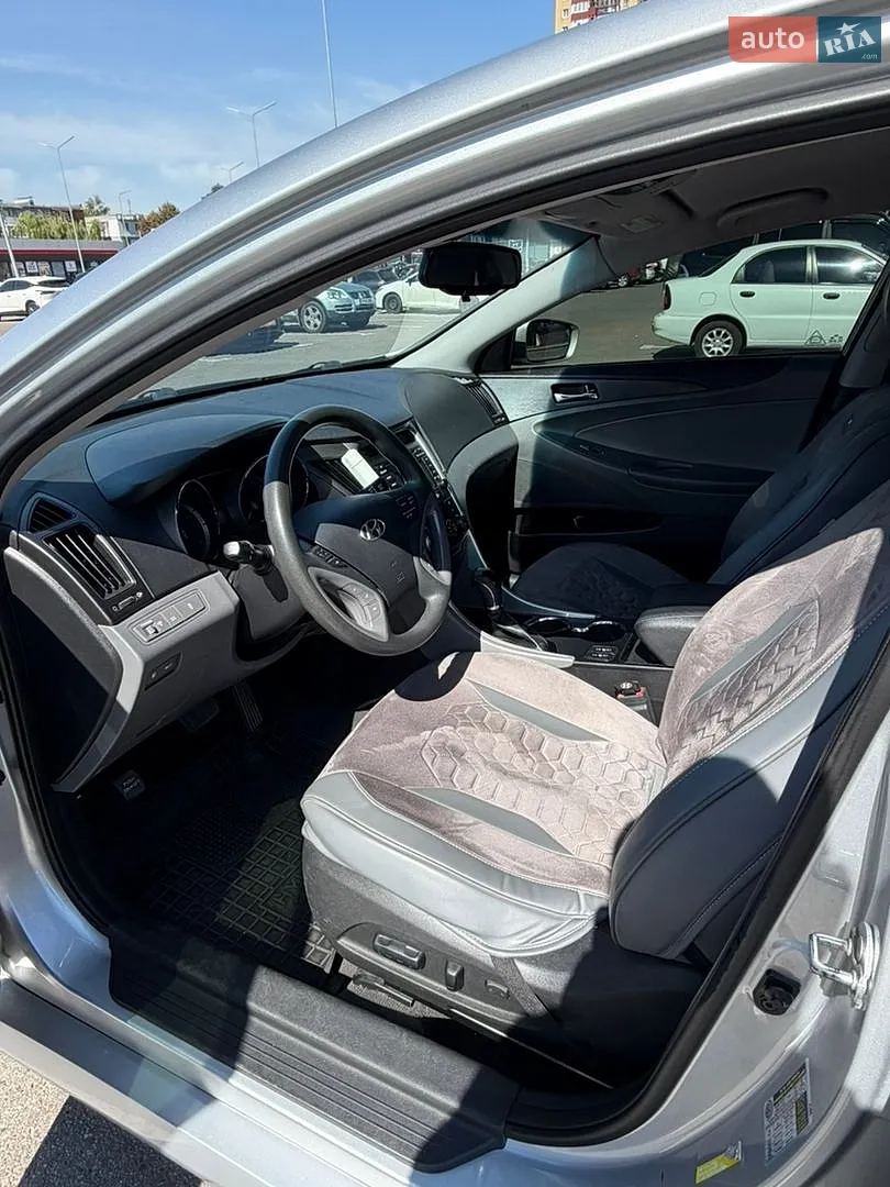 2014 Hyundai Sonata - мініатюра 9