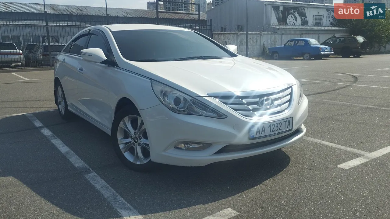2013 Hyundai Sonata - мініатюра 12